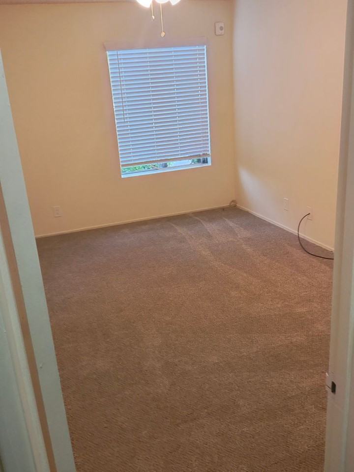 Hornblend House - Photo 2 of 33