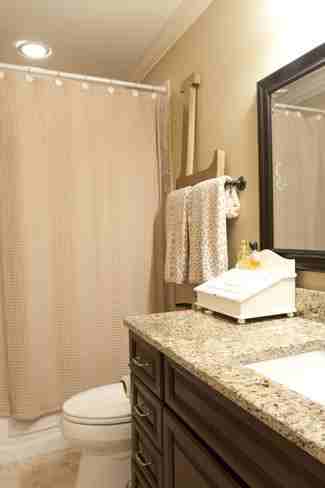 126 Falls Grove Dr - Photo 7 of 11