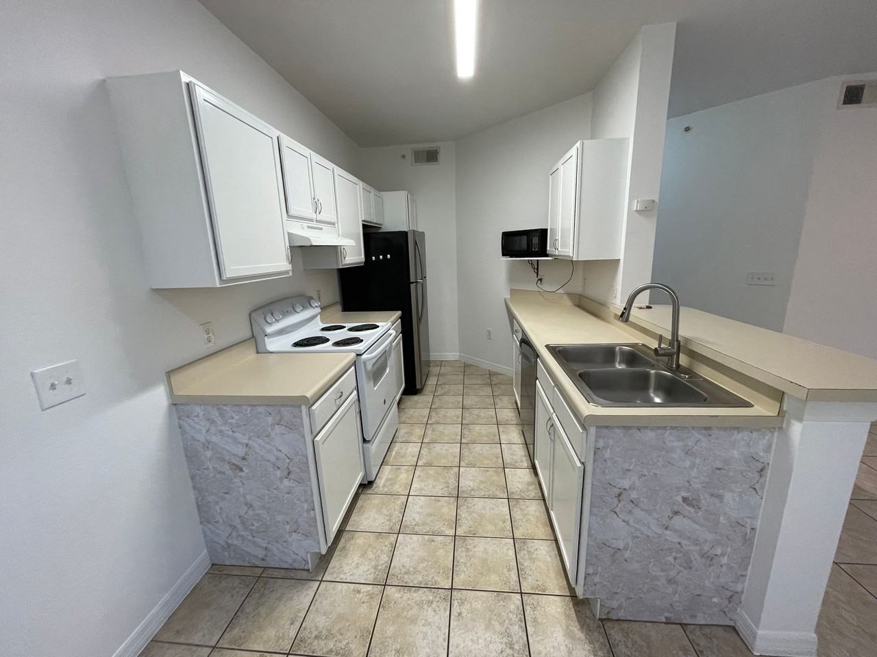 7915 Preserve Cir #217