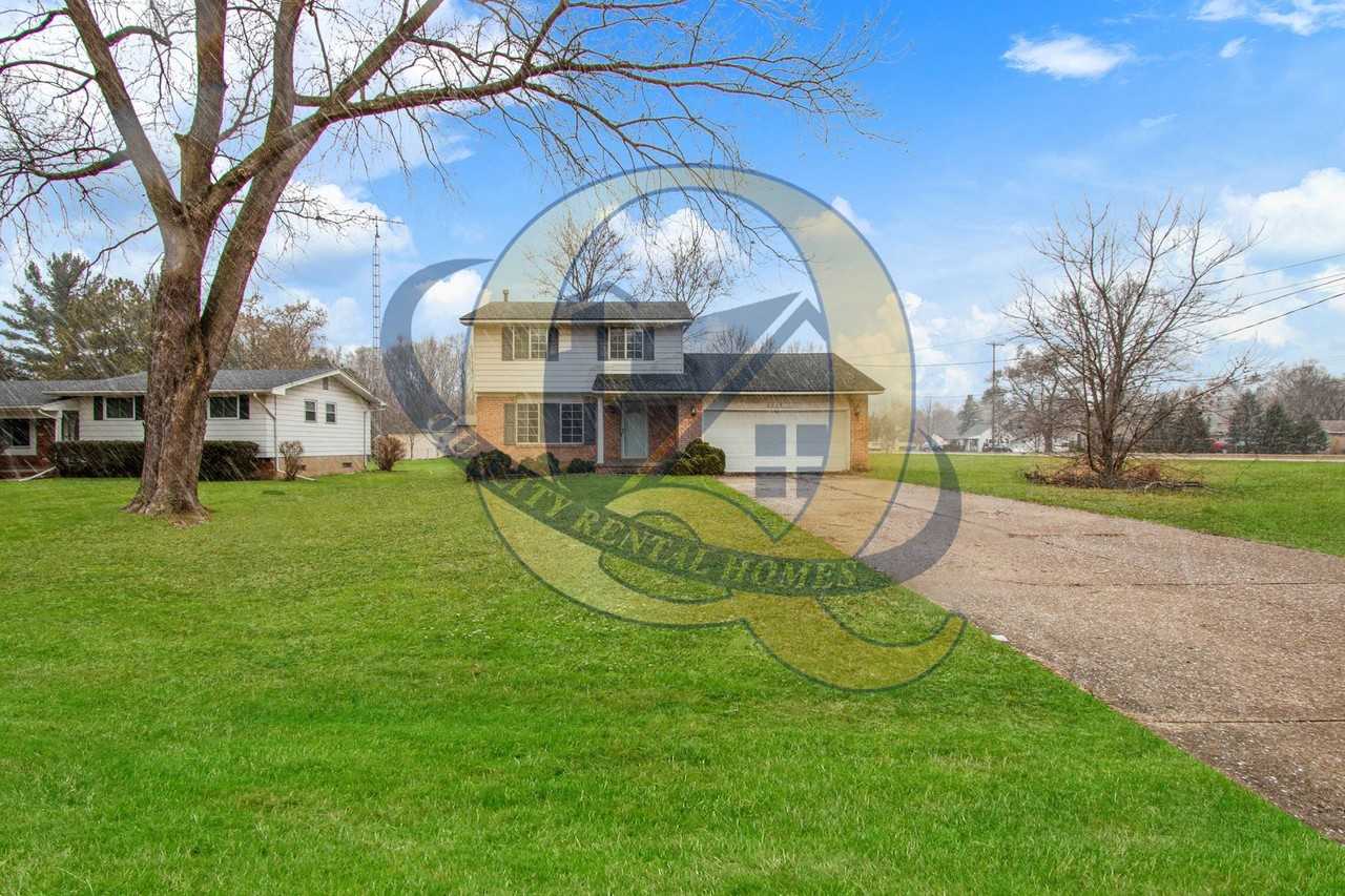 3227 Gehring Dr - Photo 3 of 20