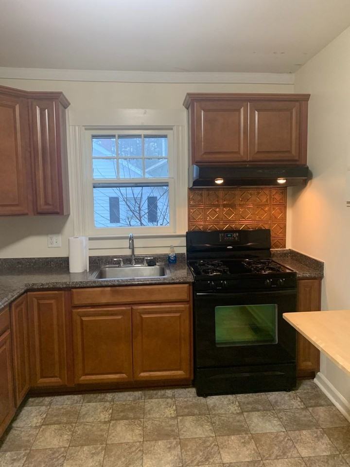 6454 Holyoke Dr - Photo 6 of 22