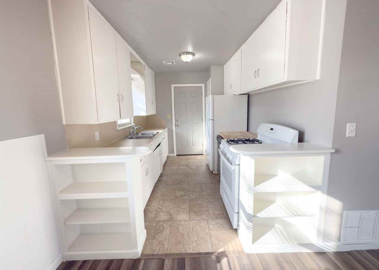 1740 Churchill Way - Photo 5 of 18