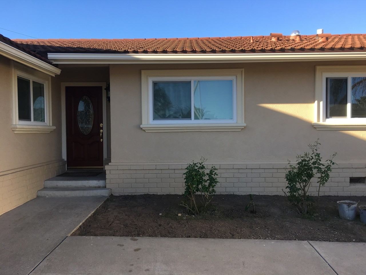 1215 Clayton Ct - Photo 2 of 13