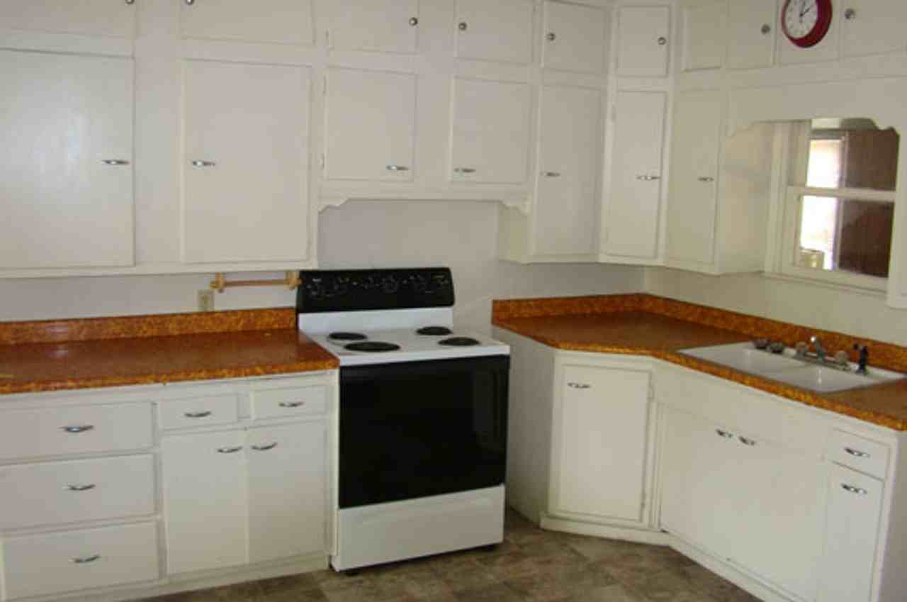 23 Sherman St - Photo 4 of 11