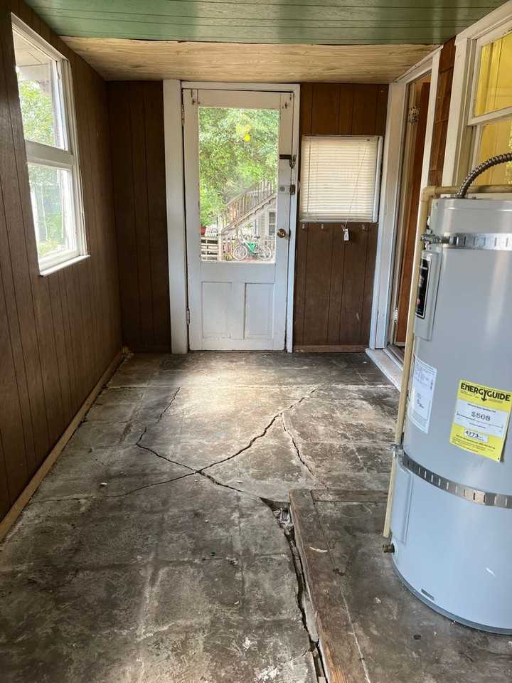 23 Sherman St - Photo 7 of 11