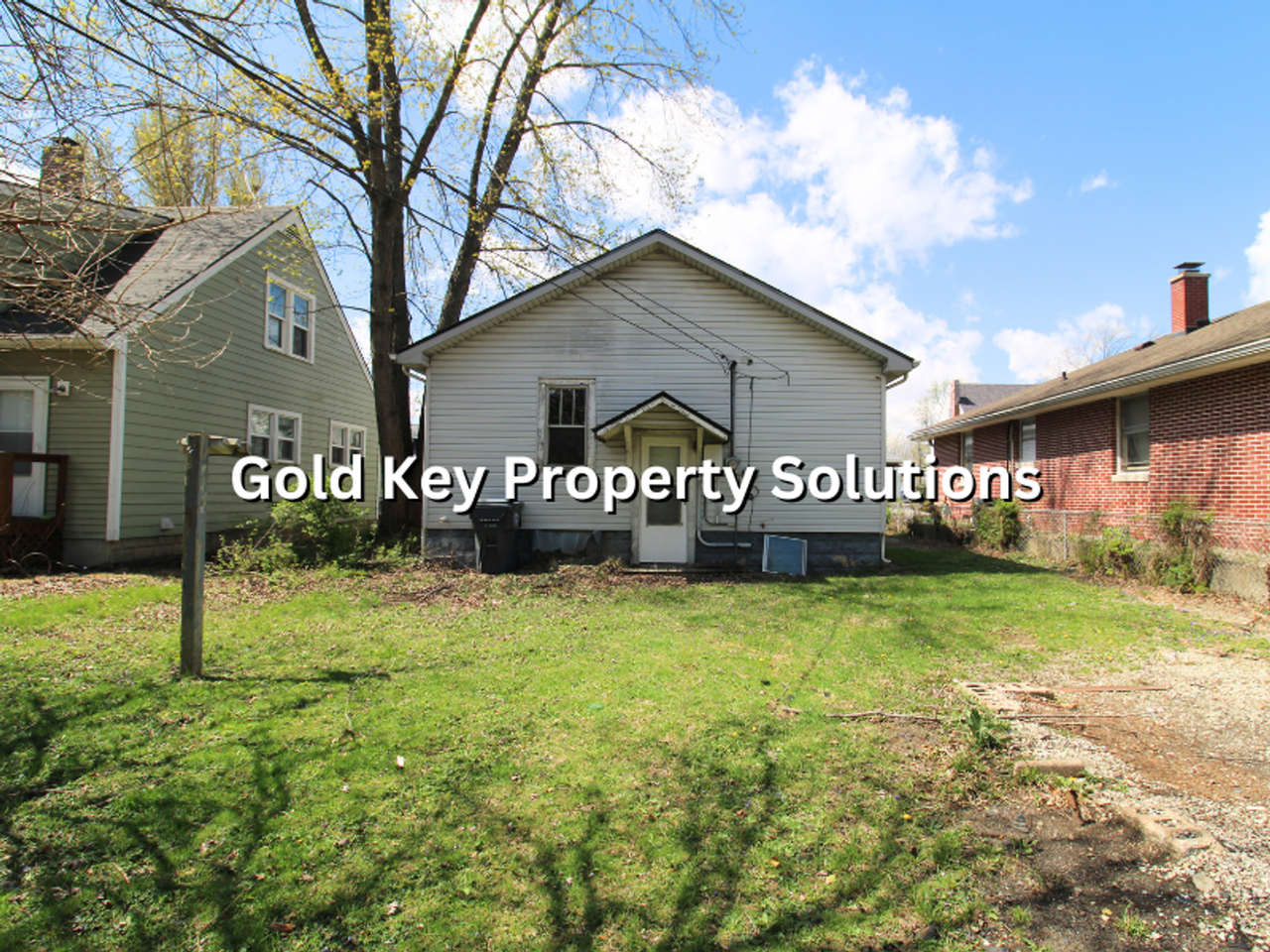 2924 Mckinley St - Photo 4 of 17