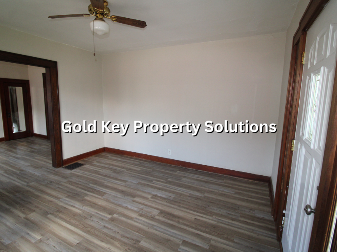 2924 Mckinley St - Photo 7 of 17