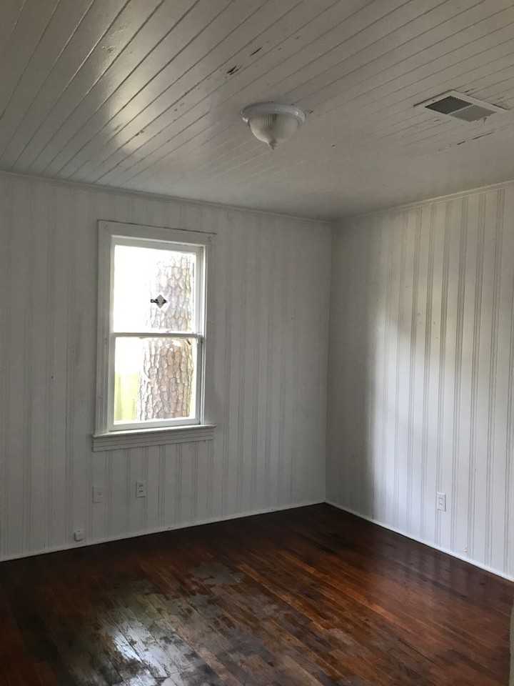 3204 Monroe St - Photo 6 of 6