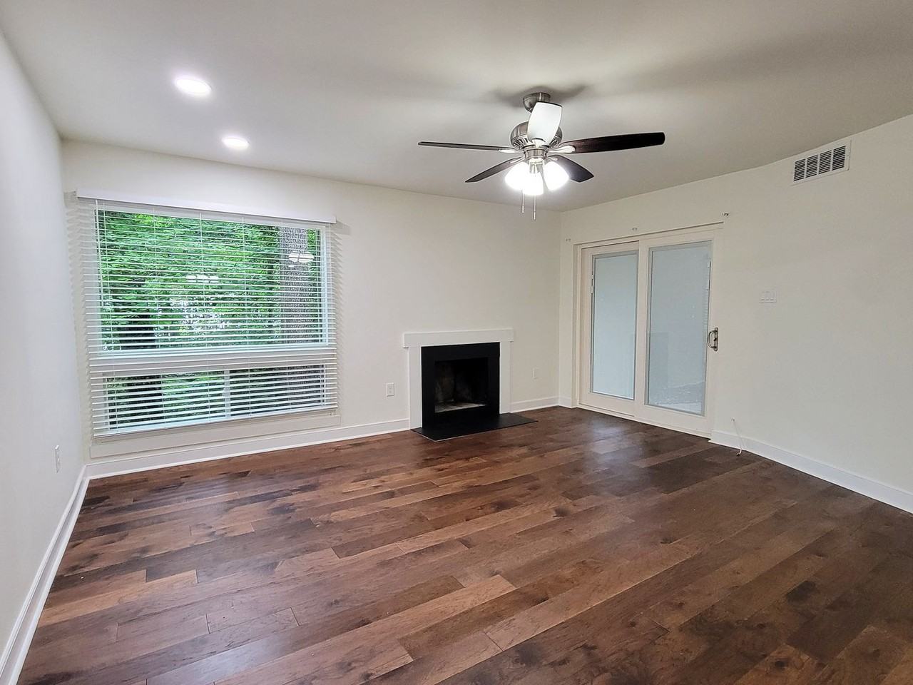 10212 Iron Mill Rd - Photo 6 of 19