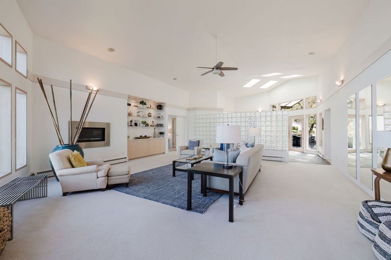 5834 Packard Ln Ne - Photo 6 of 50