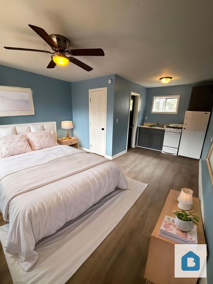 Creekside Apartments - Photo 4 of 4