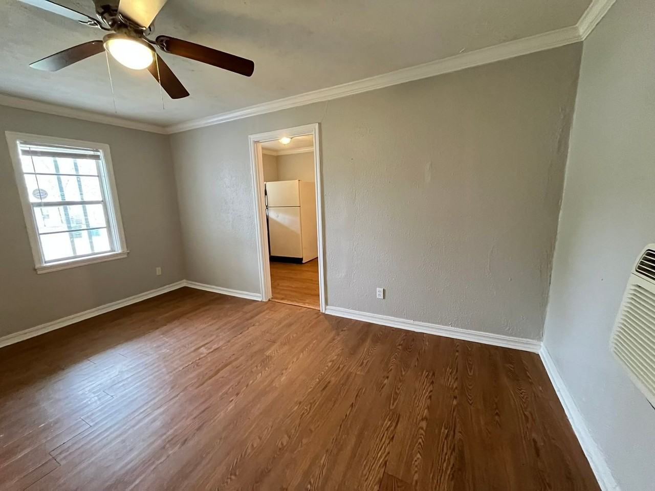 313 W Peach St - Photo 7 of 22