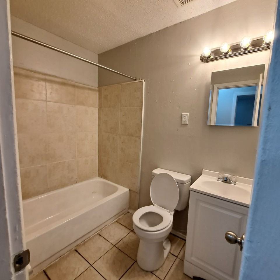 4328 Arrow Cv - Photo 6 of 11