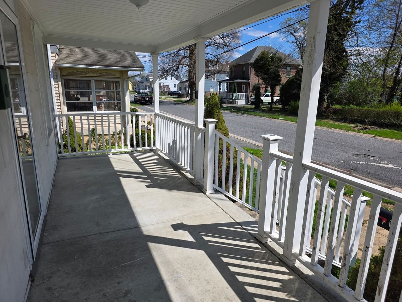 19 W Champlain Ave - Photo 3 of 32