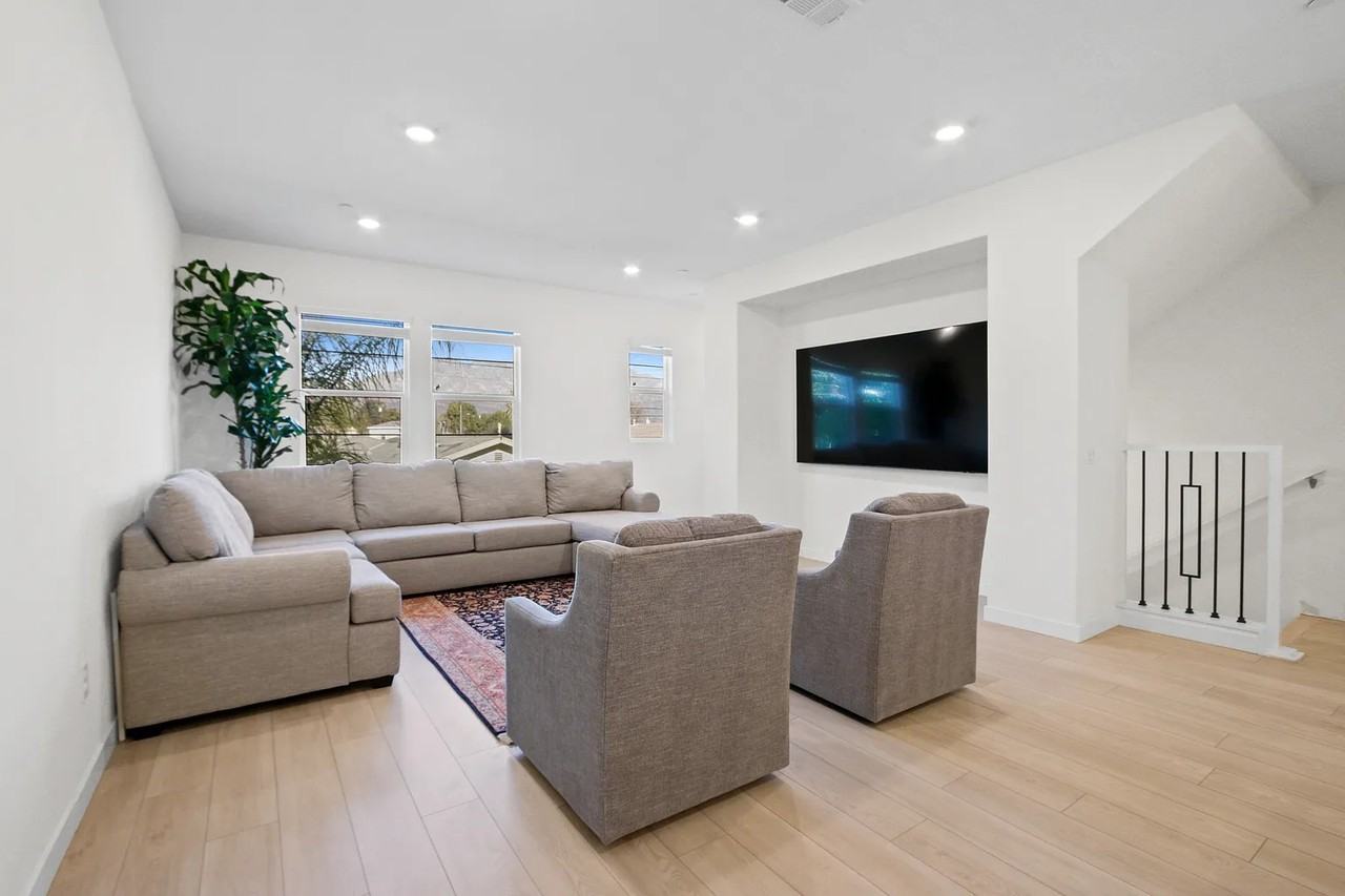 4409 Maple Ln #0 - Photo 5 of 15