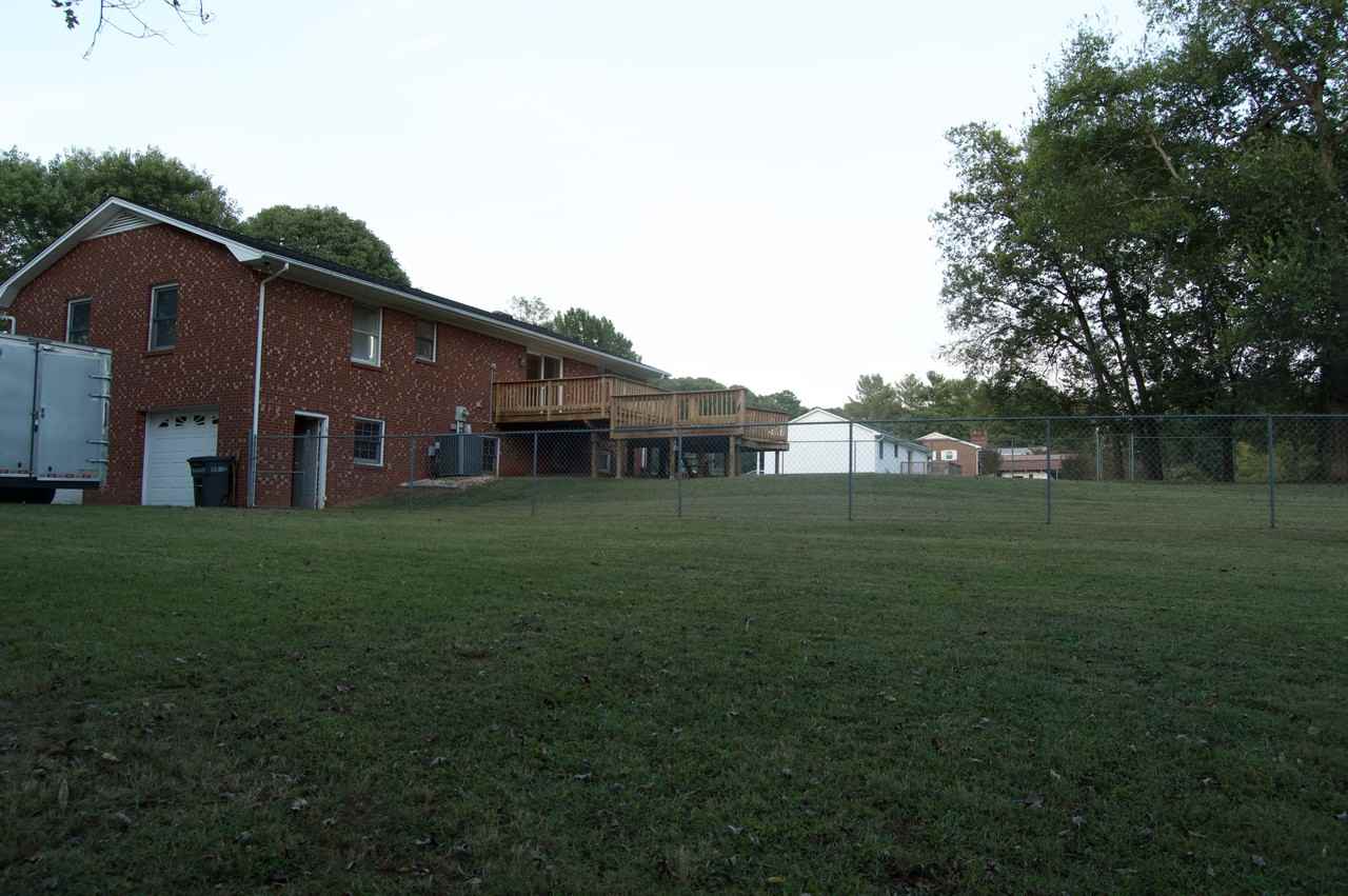 312 Foxcroft Dr #NA - Photo 4 of 19