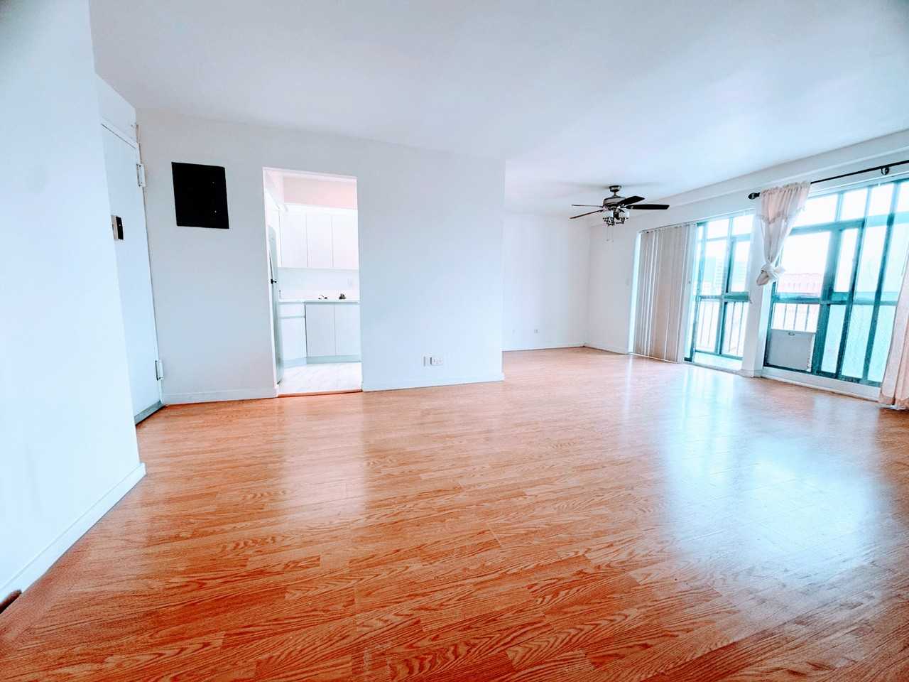 13675 37th Ave #4B - Photo 3 of 18