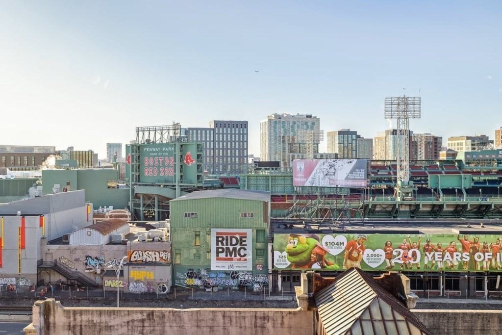 534 Commonwealth Ave #7D - Photo 3 of 12