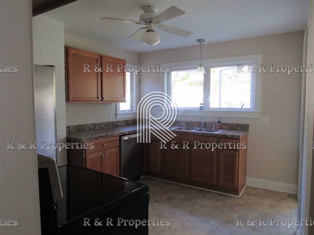 356 Cherry St #NA - Photo 6 of 26