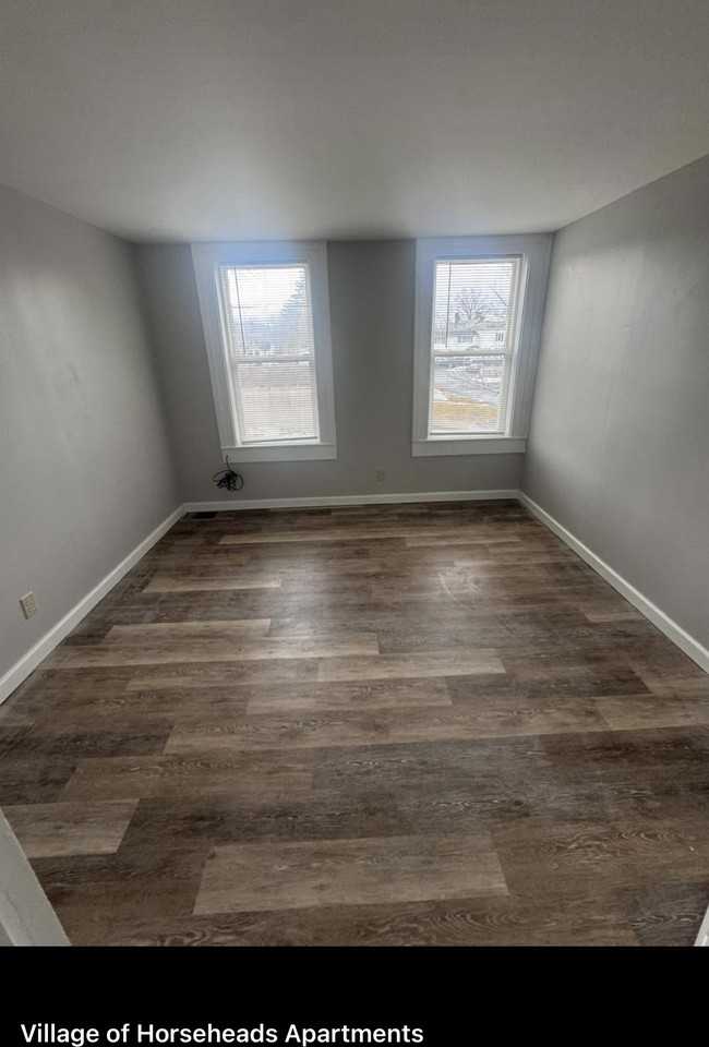 405 Eleanor St #B - Photo 7 of 8