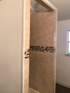 807 Throckmorton St #NA - Photo 7 of 10