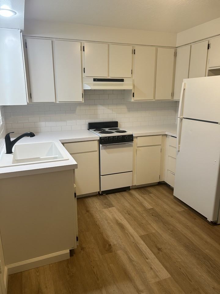 11453 W 3rd St #5 - Photo 3 of 5