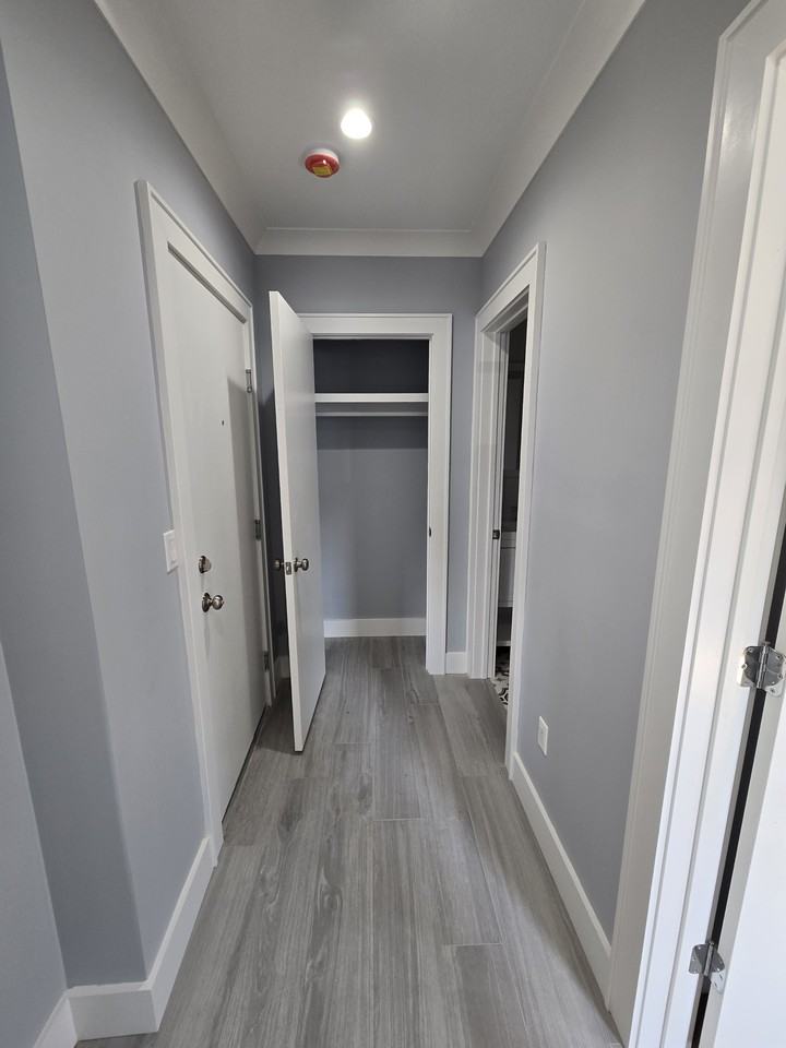 229 Columbia Ave #2 - Photo 5 of 18