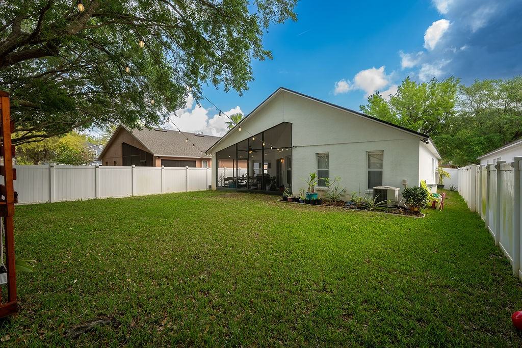 9038 Oak Moss Dr #NA - Photo 4 of 32