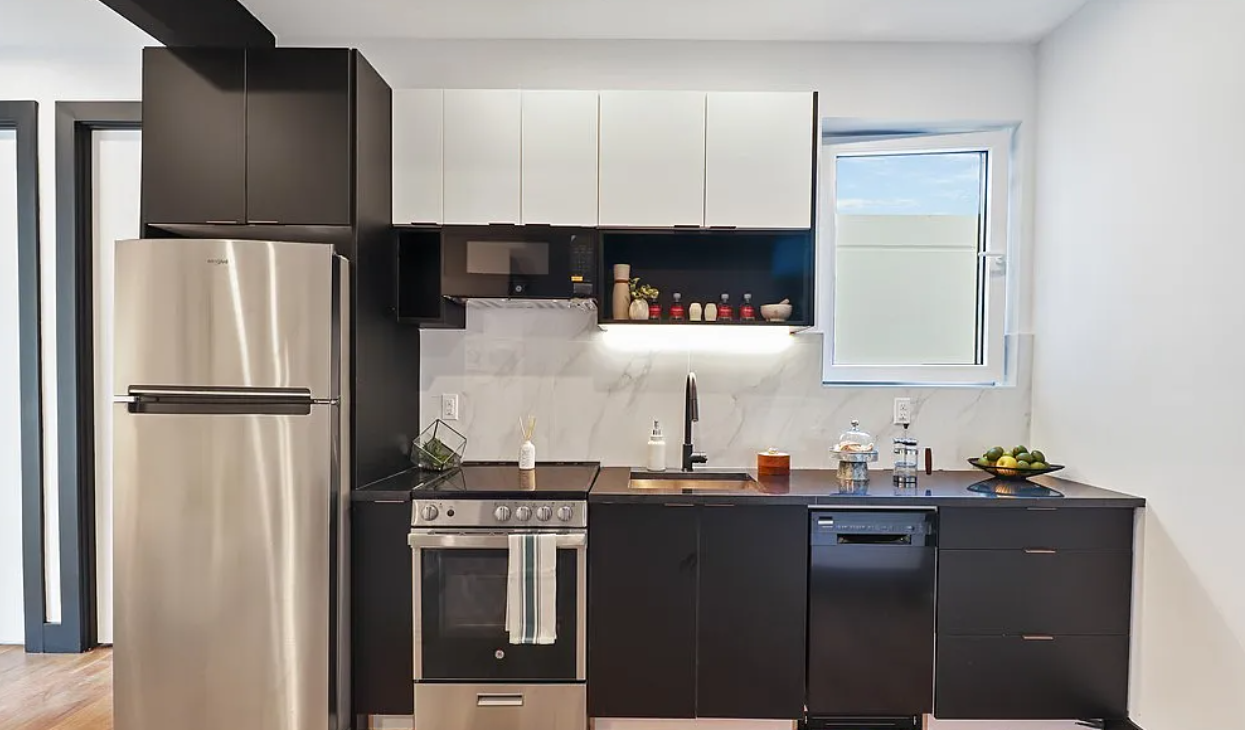 290 Union Ave #4C - Photo 6 of 15