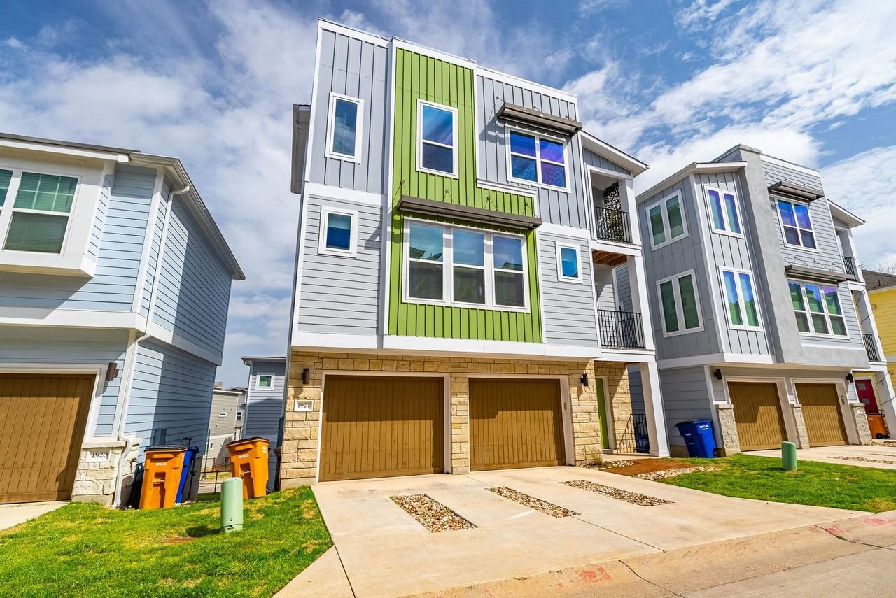 1924 Warely Ln #233C - Photo 2 of 20