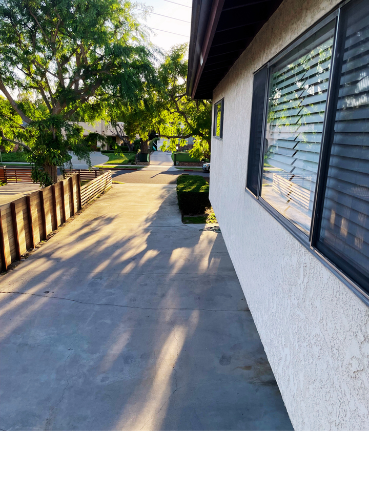 842 N Screenland Dr #C - Photo 5 of 5