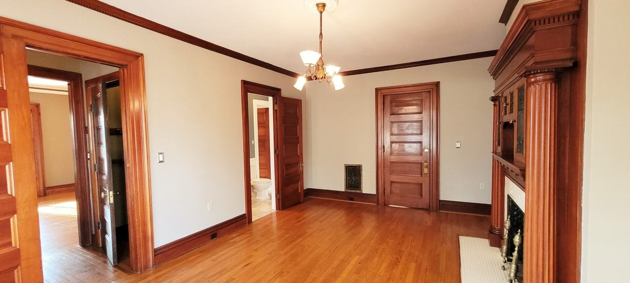 378 W Church St #C - Photo 3 of 24