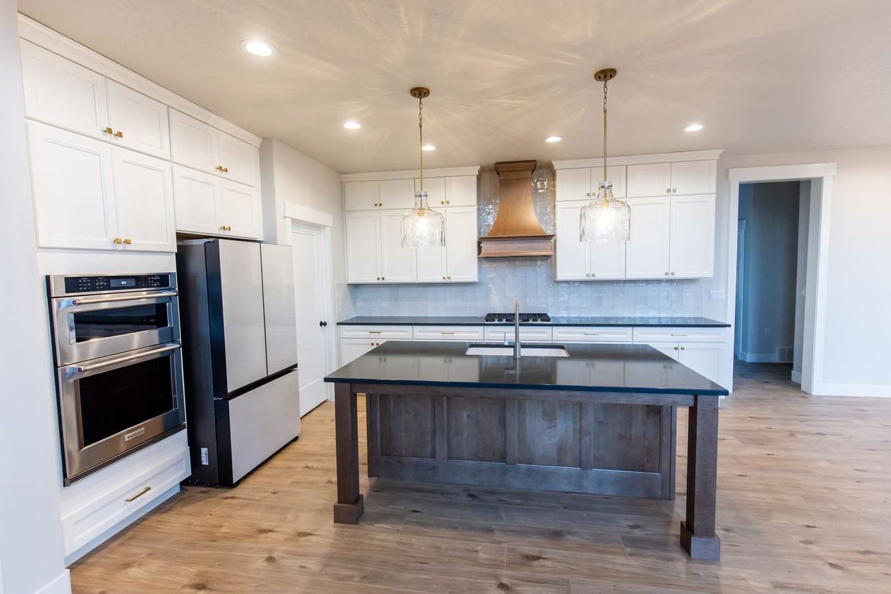 1148 N Highpass Dr - Photo 7 of 21