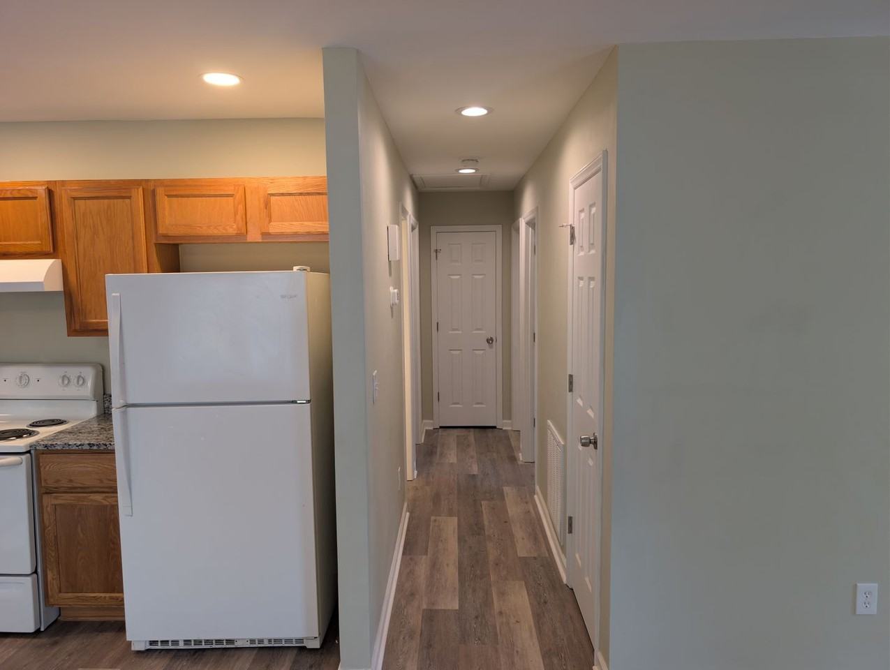 2711 Dearborn Dr - Photo 4 of 11