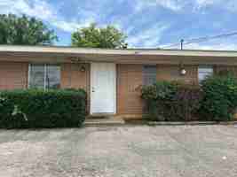 featured image of 210 Memory Ln