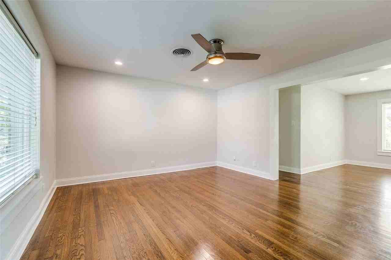 7017 Willis Ave - Photo 4 of 14