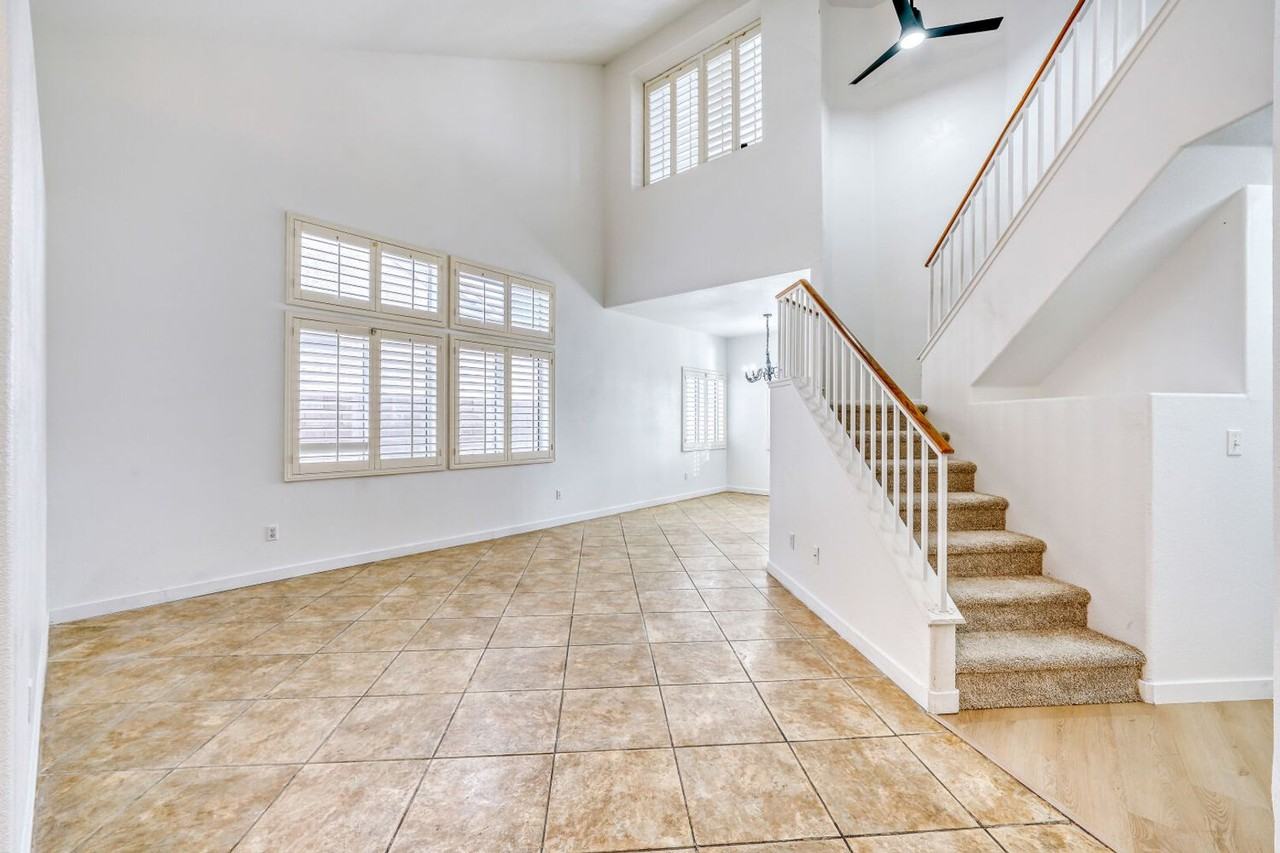 8604 Magnolia Ridge Ave - Photo 2 of 21