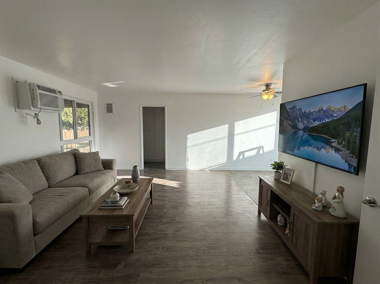 NOW LEASING! 520 S Sixth Street Burbank, CA 91506 - Photo 2 of 7