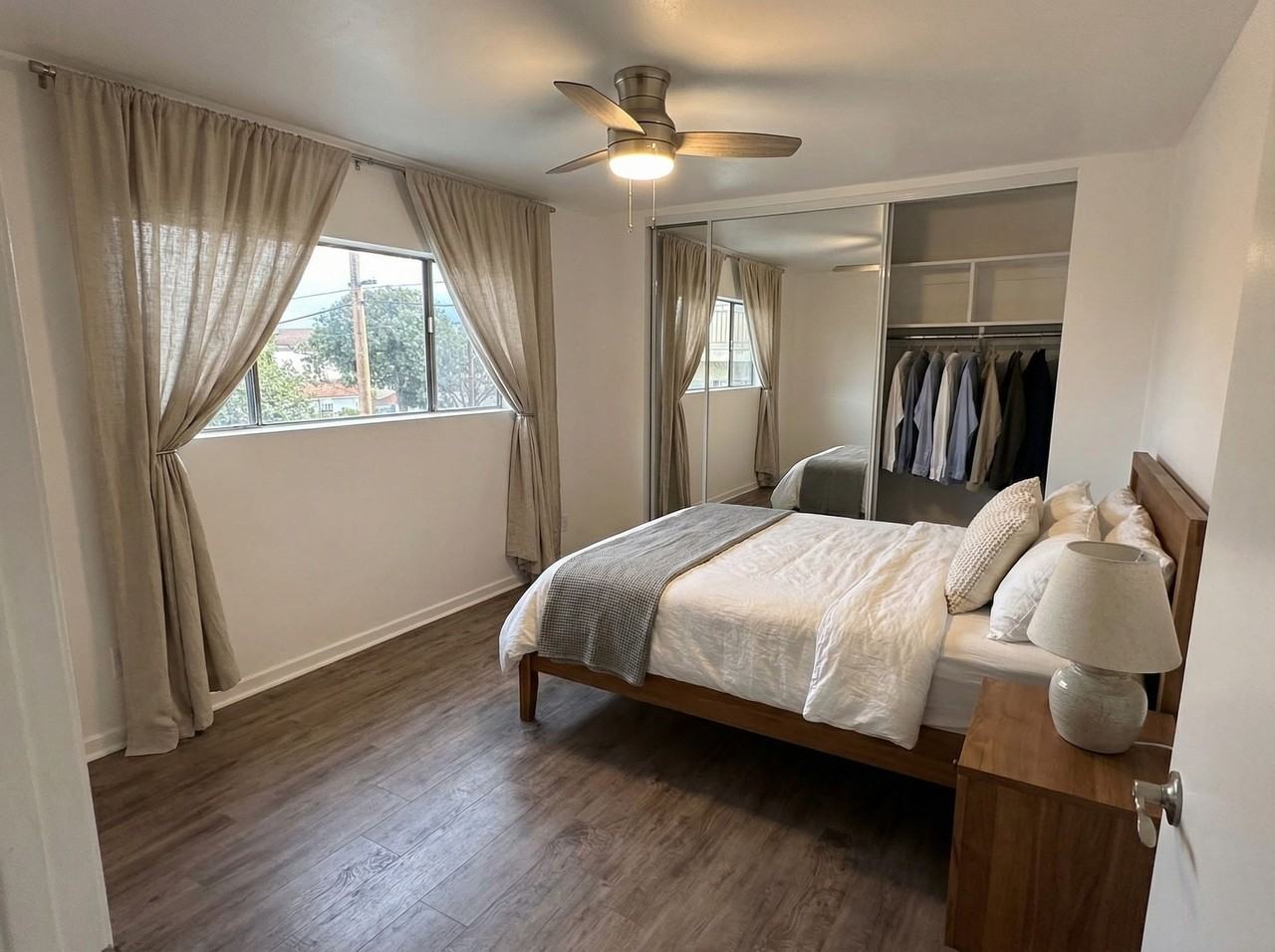 NOW LEASING! 520 S Sixth Street Burbank, CA 91506 - Photo 3 of 7