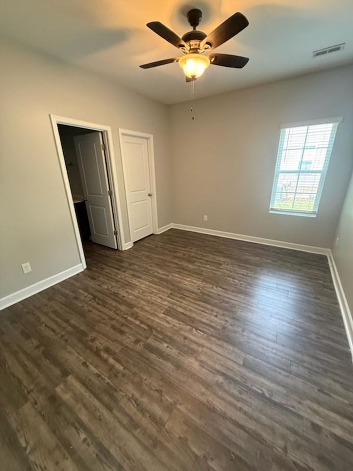 275 Northwood Dr - Photo 5 of 8