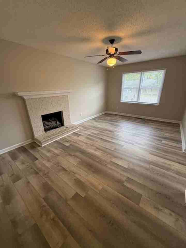 610 Woodland Cir - Photo 3 of 8