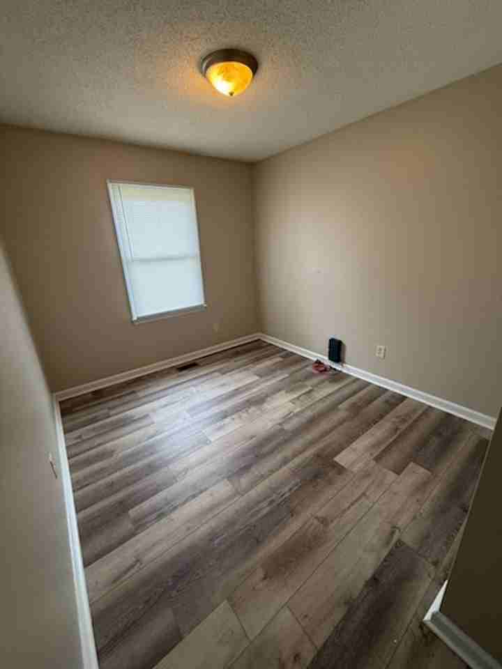 610 Woodland Cir - Photo 6 of 8