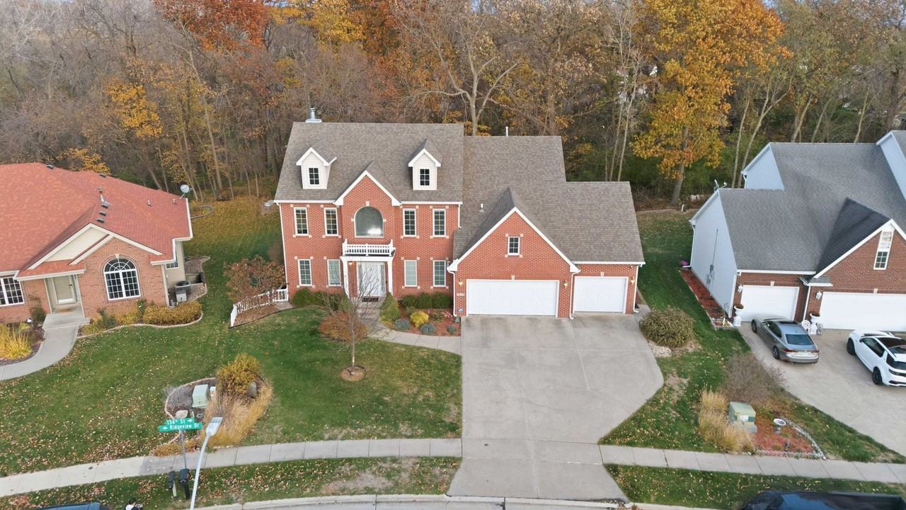 2515 134th St - Photo 2 of 29