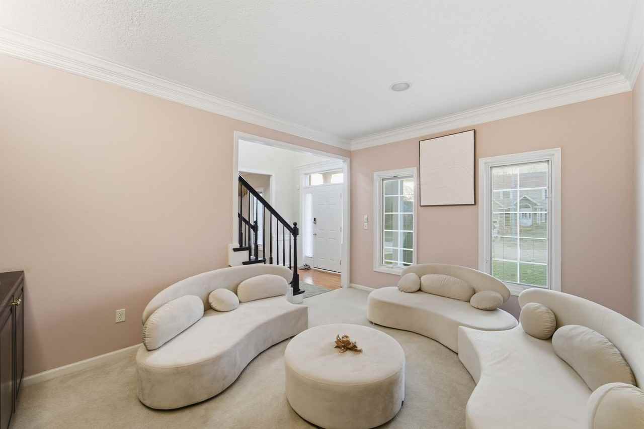 2515 134th St - Photo 3 of 29