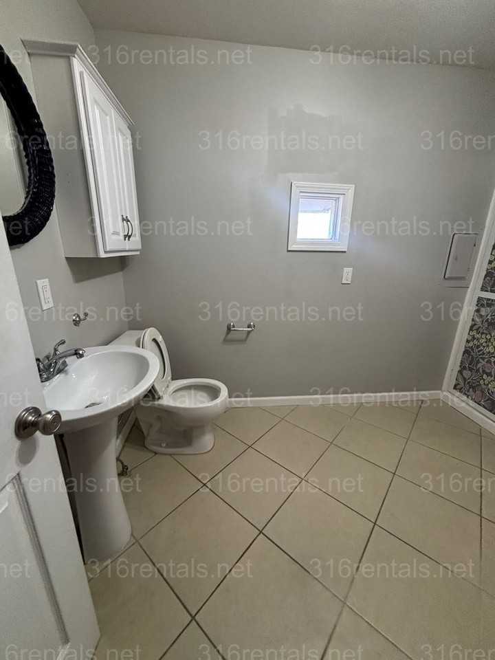 316 Random Rd - Photo 4 of 25