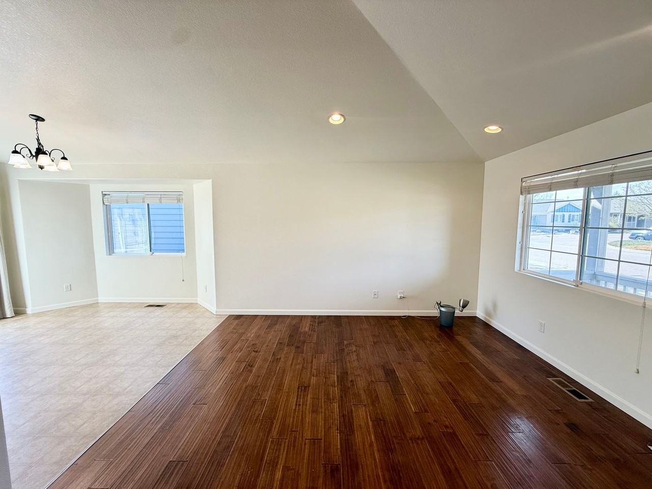 1774 E 9th St - Photo 5 of 32