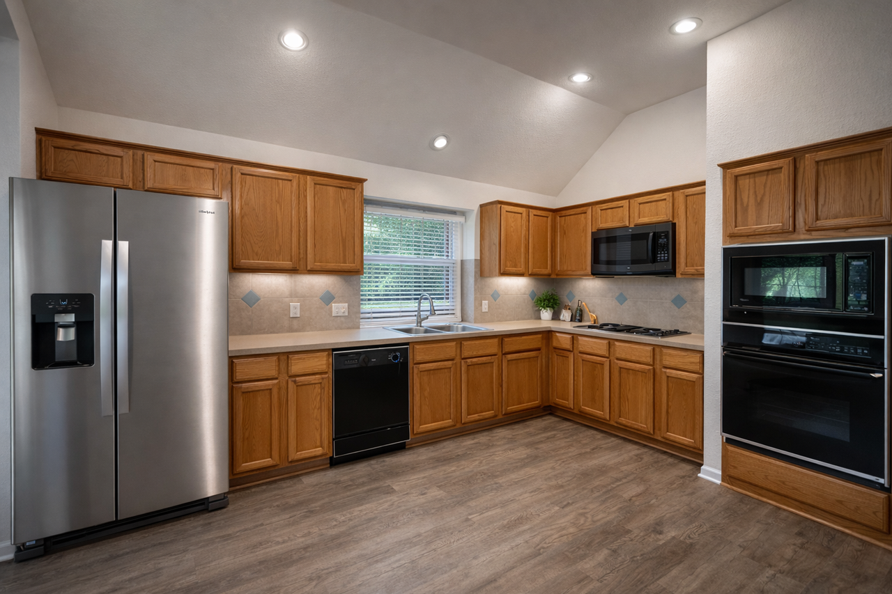 4513 Whispering Valley Dr - Photo 5 of 16