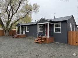 featured image of 39 Sunflower Rd
