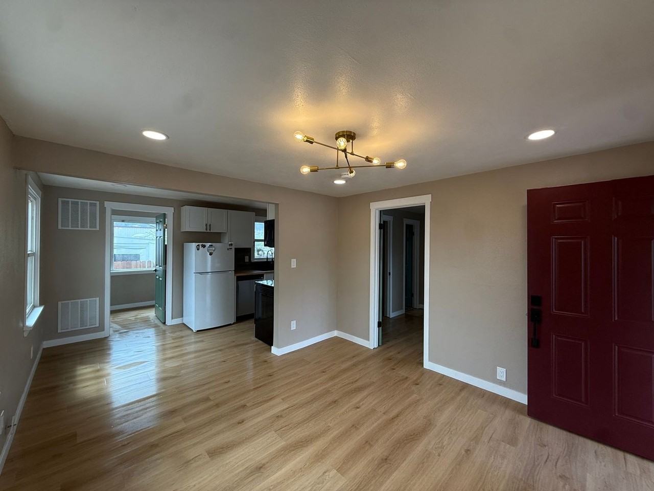 39 Sunflower Rd - Photo 3 of 13