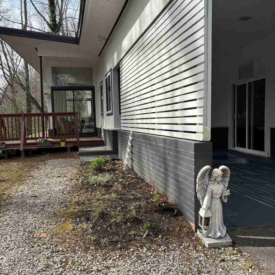 103 Riverwood Dr - Photo 2 of 29